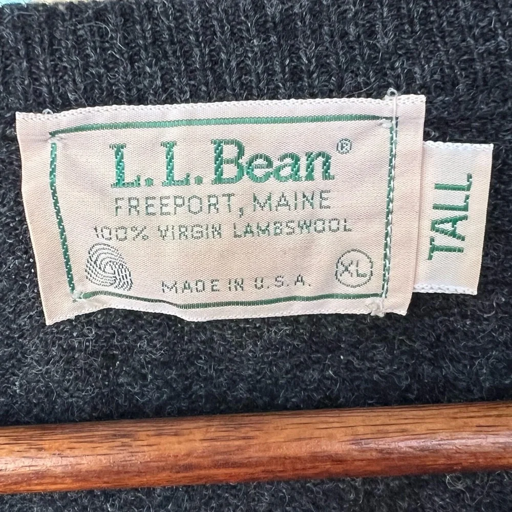 Vintage LL Bean Virgin LambsWool V-Neck Sweater Gray Made in USA XL Tall 1980s